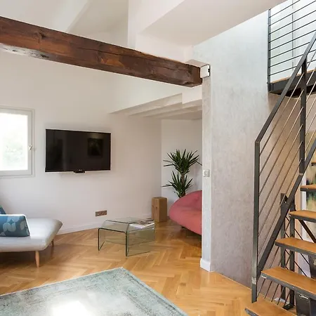 Ateliers De Montmartre Adm Affittacamere Parigi