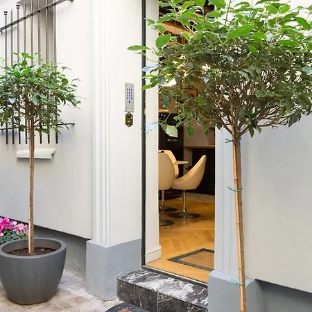 Ateliers De Montmartre Adm Parigi